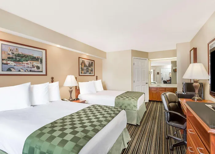 Super 8 By Wyndham Orangeburg North